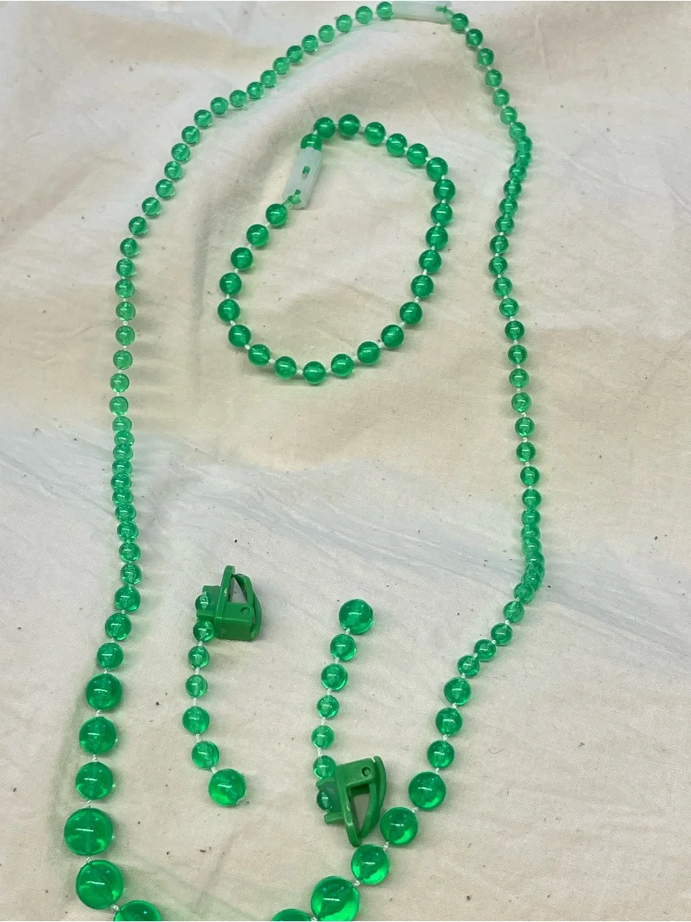 Milton Bradley jewelry set